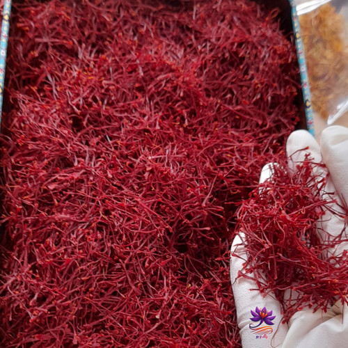 زعفران نگین درجه یک قائنات